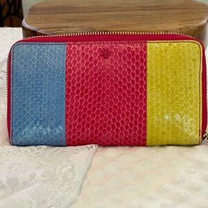 Tory Burch Wallet multicolored snake skin embossed 
Good pre owned condition